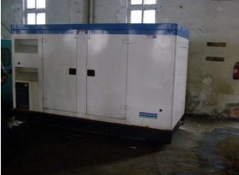 岳普湖康明斯150kw大型柴油二手发电机组